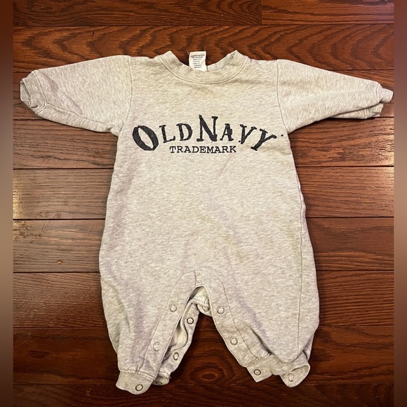Old Navy Heather Gray Baby Jumpsuit Vintage Y2K Size 3-6 Months - Picture 1 of 4